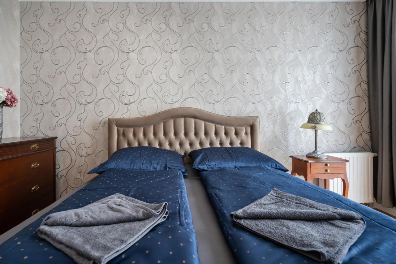 Penthouse Three Bedrooms, Three Balconies Apartment With Free Parking In Kiraly Street Budapeszt Zewnętrze zdjęcie